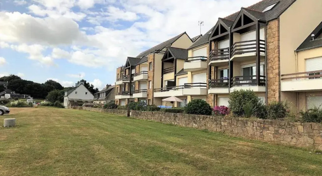 Appartement VUE MER avec terrasse-jardinet à PERROS-GUIREC - Réf 825, Rezerwuj Apartament Perros-Guirec 