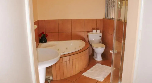 Люкс Seaview Executive Guest House