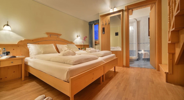 Трёхместный номер Comfort с 2 комнатами с видом на озеро Hotel Interalpen