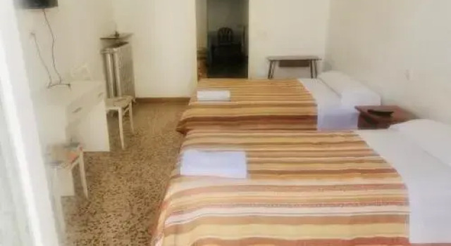Hostal Ruano, Забронировать Отель центр города Мадрид, рядом с Дом-музей Лопе де Вега