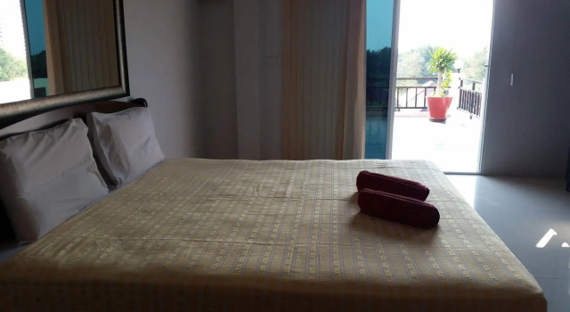 Sea View Apartments, Забронировать Апартаменты/квартира На Джомтьен Паттайя