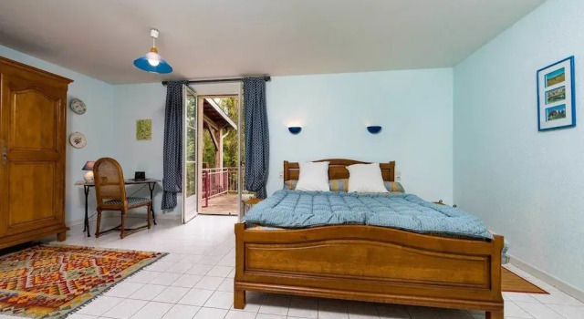 Bienvenue au Pays de Jeanne, Rezerwuj Bed and Breakfast Allain 