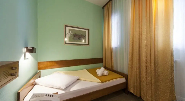 Hotel Termia, Rezervovat Hotel Hotely v Slavonia s parkováním, Parkování