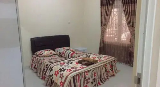Jasmine Park Guest House, Réserver Maison d'hôtes Maisons d'hôtes à Semarang, Maison d'hôtes