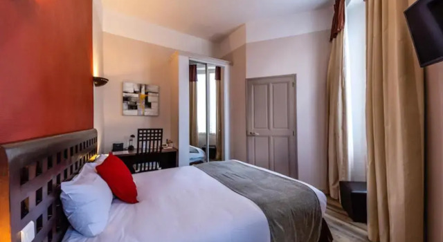 Двухместный номер Classic Best Western le Comtadin