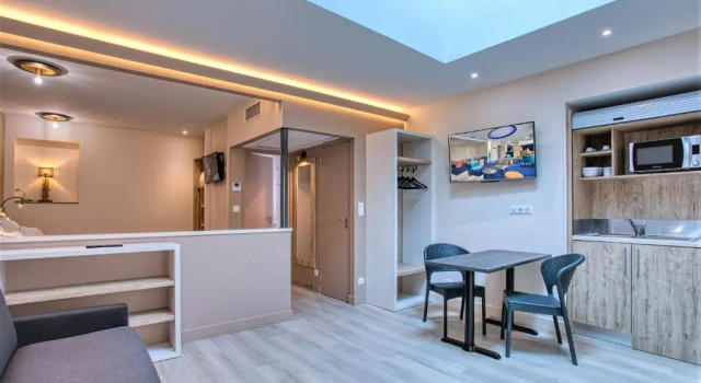 Семейная студия Hôtel Montaigne