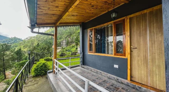 Stoneshed Resort And Hotel, Rezervovat Lázně / Resort Nainital Uttarakhand