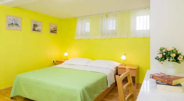 Apartment Medak City Center Nena, Prenota Appartamento Hotel a Croatian Islands con parcheggio, Parcheggio