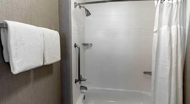 Четырёхместный люкс с 2 комнатами Residence Inn Sacramento Rancho Cordova