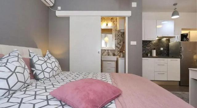 Апартаменты Apartments Mediteranea 1