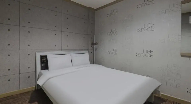 Двухместный номер Standard Queen Motel Andong