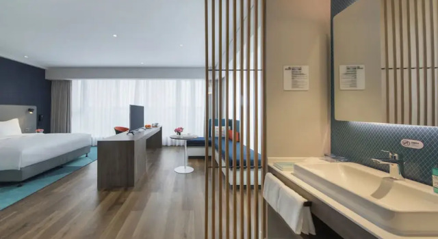 Люкс Holiday Inn Express Liyang Huafu by IHG