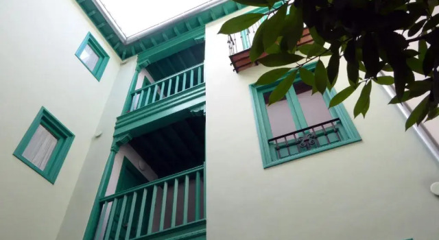Апартаменты Apartamentos Laurel Suites