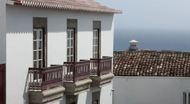 AngrA +, Prenota Affittacamere Affittacamere a Terceira, Affittacamere
