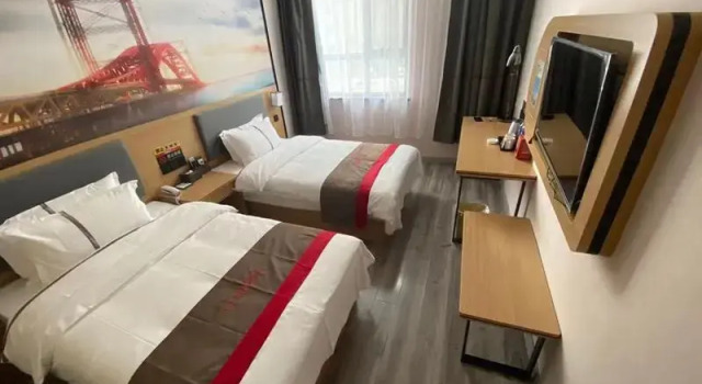 Jun Hotel Xinjiang Urumqi Shuimogou District Shanshuiyayuan, Rezerwuj Hotel Urumqi Xinjiang