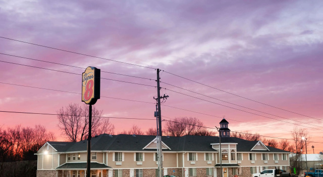 Super 8 Arkansas City, Rezerwuj Mini-hotel Hotele w Arkansas City z parkingiem, Parking