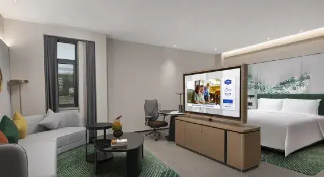 Люкс Business Hampton by Hilton Qingdao CBD