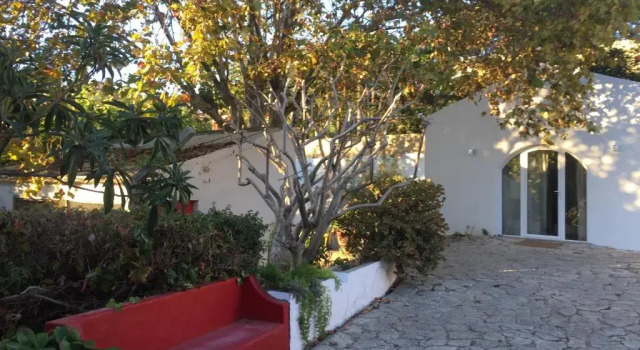 Коттедж Casa do Hibisco