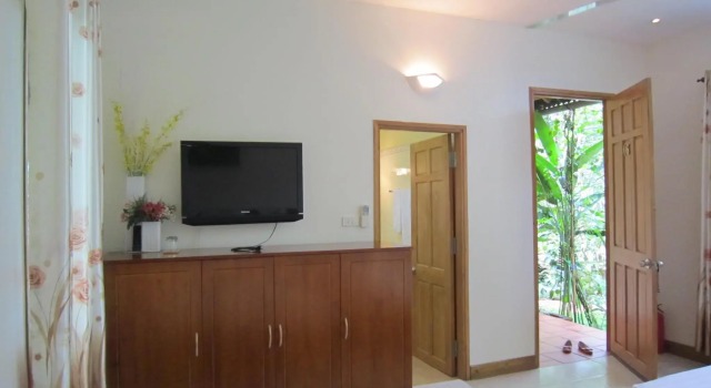 Sirena Resort, Забронировать Курортный отель Отели Зыонгдонг с парковкой, рядом с Chez Carole Restaurant, Парковка
