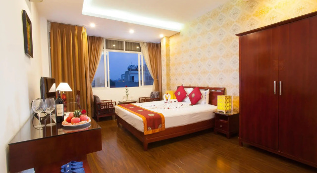 Номер Deluxe Hanoi Luxury Hotel
