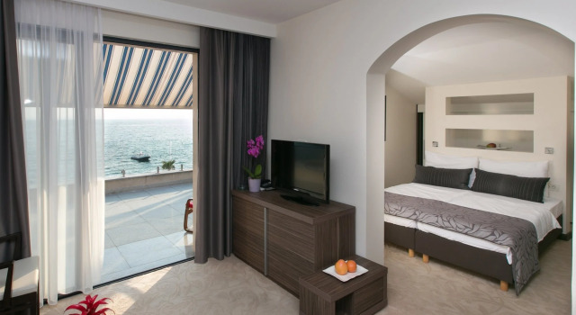 Beach Hotel Split, Book Hotel Podstrana Split Region