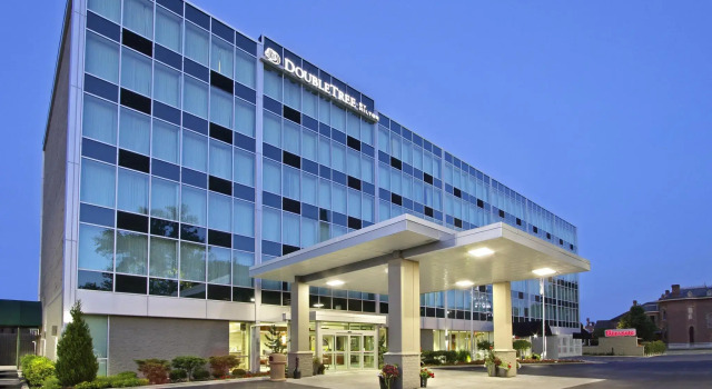 Номер Standard Doubletree by Hilton Newark