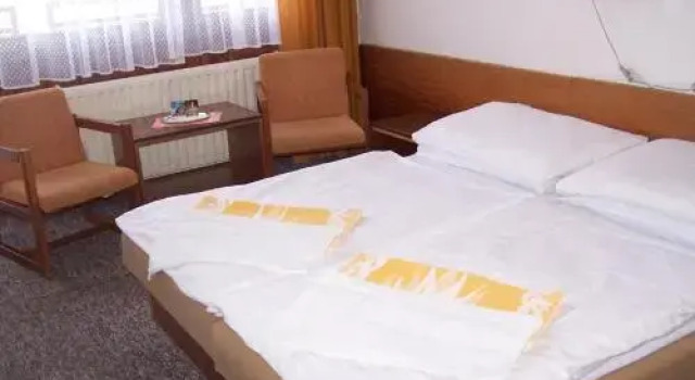 SOREA Hutnik II, Rezervovat Hotel Hotely v Prešovský kraj s parkováním, Parkování