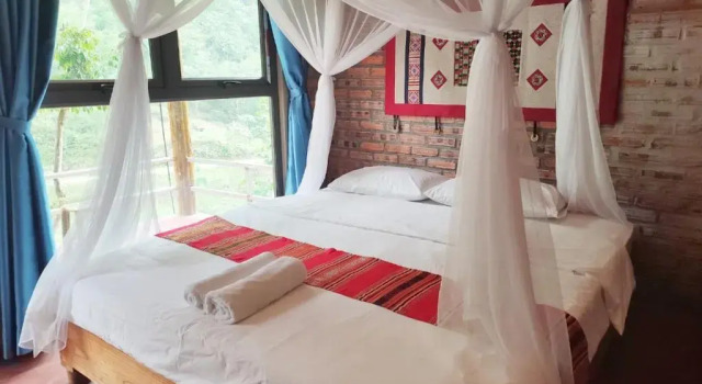 Бунгало Deluxe Pu Luong Riverside Lodge