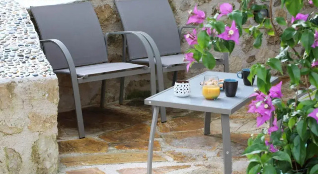 Двухместная студия Deluxe Ravi Boutique Home - 1 minute walk from beach