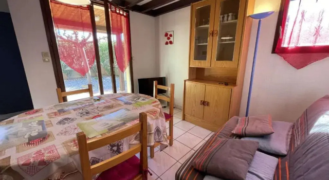 Maison Saint-Cyprien, 3 pièces, 7 personnes - FR-1-225D-175, Varaa Hotelli Saint-Cyprien Pyrénées-Orientales