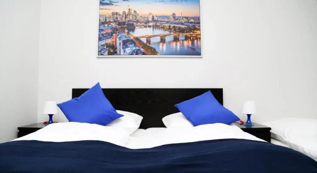 Трёхместный номер Standard Main Hotel Frankfurt City