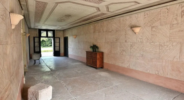 The Knight Loft With Pool