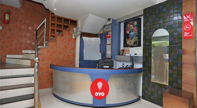 OYO 4406 Hotel Arya Palace, Забронировать Отель Отели штата Махараштры 3 звезды, 3*