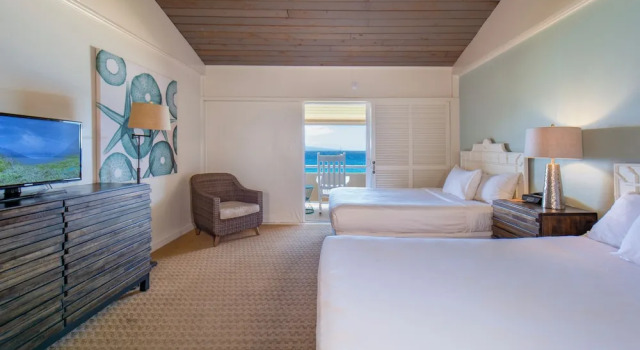 Четырёхместный номер Standard oceanfront Kaanapali Ocean Inn