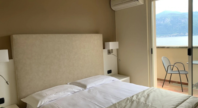 Номер Standard Мансарда с балконом и с красивым видом из окна Hotel Bellavista