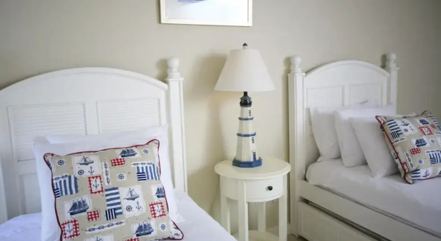 Condo 17 The Harbour in Rodney Bay by Personal Villas - Spacious Townhouse, Short Walk to Beach, Book Hotel Rodney Bay 