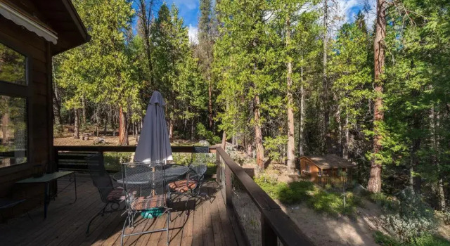 Коттедж с 3 комнатами Wawona Glade