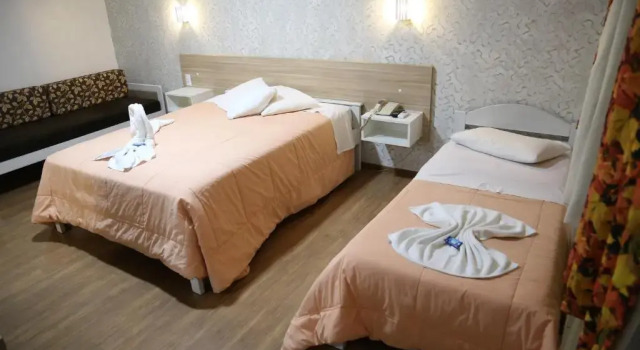 Трёхместный номер Standard Hotel Alpen Hof