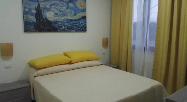 Casa Miriam, Book Hotel Hoteller i Mondragone med pool, Swimmingpool
