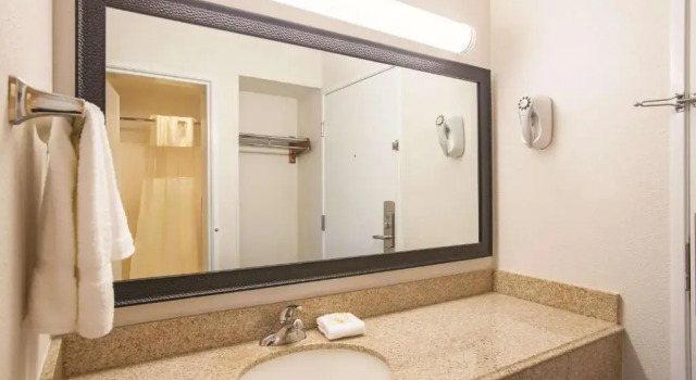 Двухместный номер Executive La Quinta by Wyndham Baton Rouge Siegen Lane