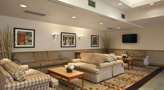 Четырёхместный номер Standard Travelodge by Wyndham Ottawa West