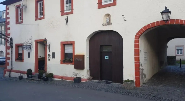 Weingut-Klosterhof, Забронировать Отель Браунеберг Хунсрюк