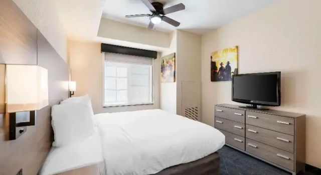 Четырёхместный семейный номер Standard Best Western Lubbock West Inn & Suites