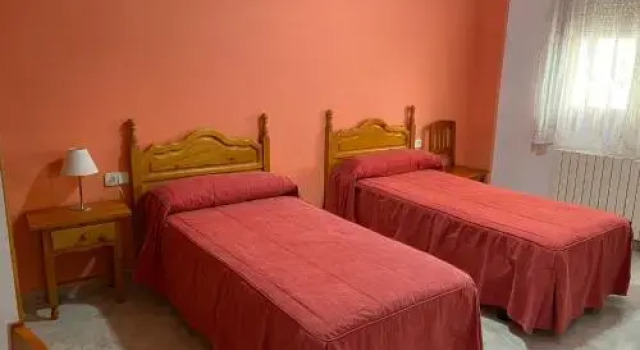 Apartaments Montaña, Varaa Huoneisto Alins 
