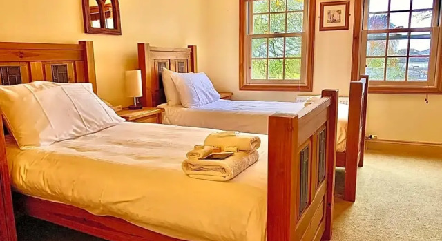 Номер Standard La Ville Hotel