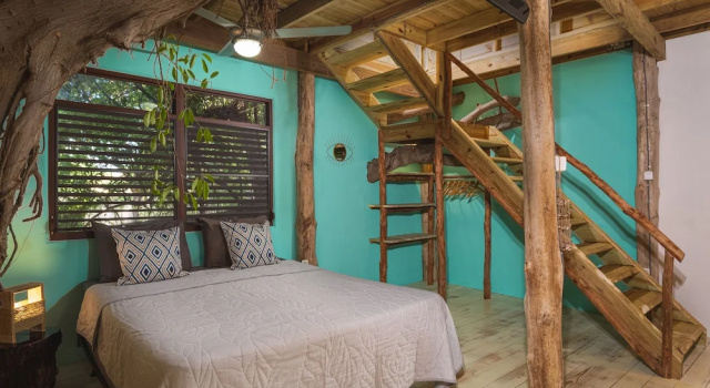 Коттедж Mondi Lodge