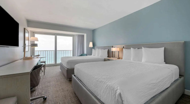 Четырёхместный номер Standard с видом на океан Condado Palm Inn San Juan, Tapestry Collection by Hilton