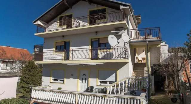 Apartment Eni, Забронировать Апартаменты/квартира Апартаменты Макарска, рядом с Набережная Рива (Макарска), Апартаменты/квартира