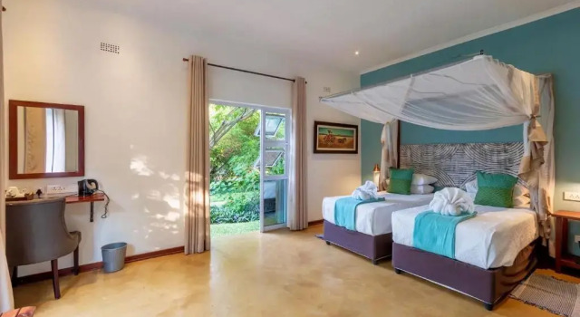 Трёхместный номер Deluxe PheZulu Guest Lodge