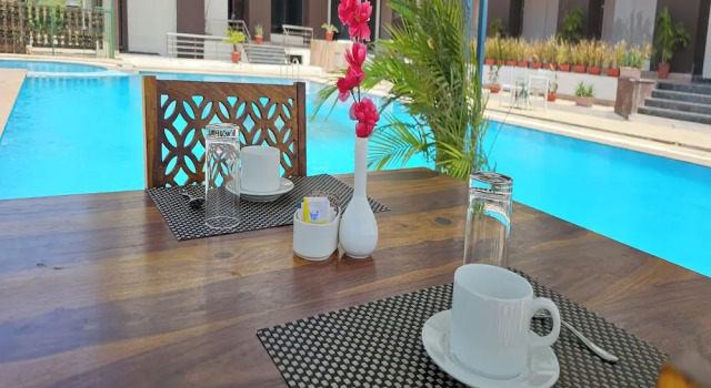 Номер Deluxe с видом на бассейн Bamboo Saa Mulberry Resort Pushkar